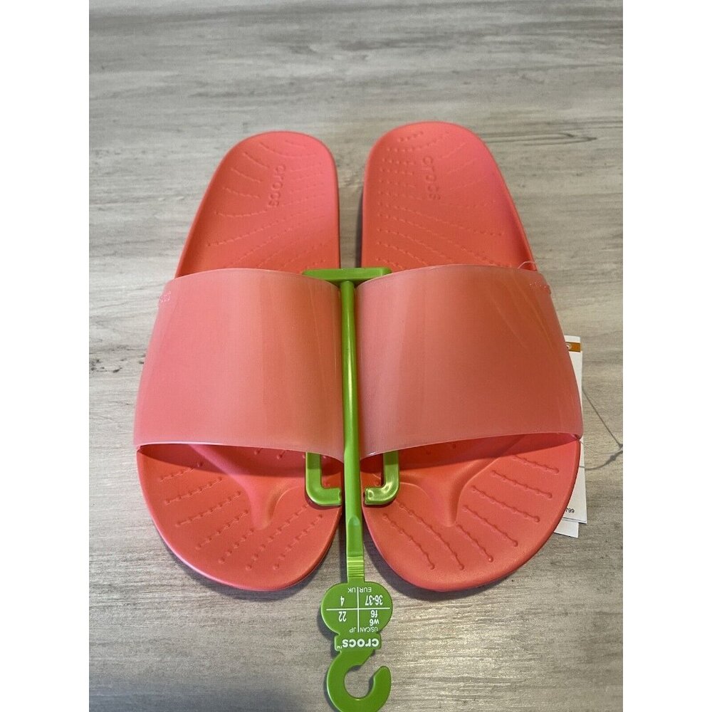 WOMEN'S CROCS PINK GLOSSY SLIDE ON FLIP FLOP POOL SANDAL SIZE 6